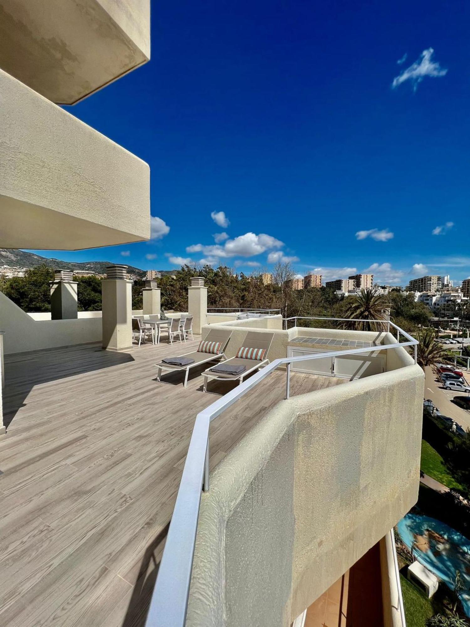 Luxury Condo Sea View Large Terrace Benalbeach Benalmádena Εξωτερικό φωτογραφία